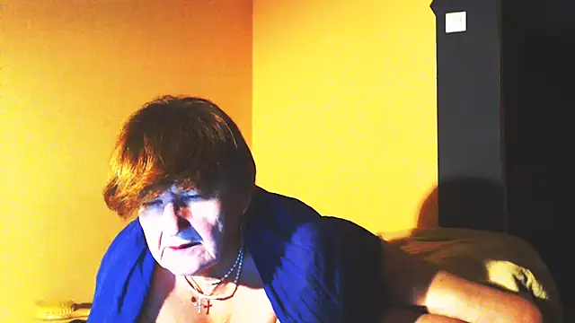 Snapshot of MioritaHard chatting on 02-10-25, 04:58 MioritaHard online show from 02-10-25, 04:58