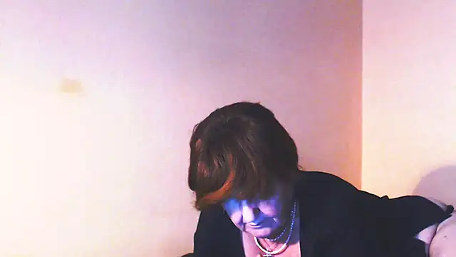 Snapshot of MioritaHard chatting on 02-19-25, 01:39 MioritaHard online show from 02-19-25, 01:39