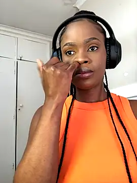 LuciousLips96 online show from 09-25-25, 09:46