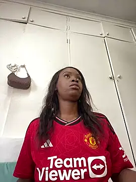 Snapshot of LuciousLips96 chatting on 02-17-26, 11:18 LuciousLips96 online show from 02-17-26, 11:18