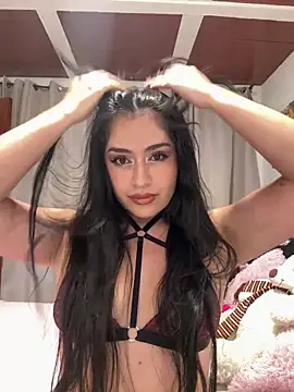 Snapshot of Aura_Owl chatting on 02-07-26, 02:26 Aura Owl online show from 02-07-26, 02:26