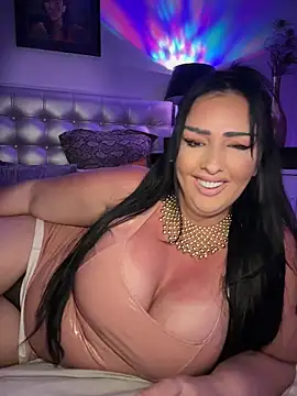 Snapshot of TiffanyRoxx chatting on 03-19-26, 08:02 TiffanyRoxx online show from 03-19-26, 08:02