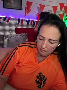 TiffanyRoxx online show from 06-25-26, 05:50