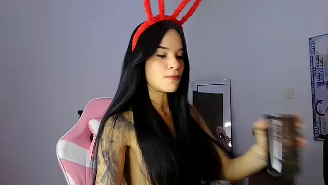 Snapshot of secretgreisy_ chatting on 07-19-26, 11:41 secretgreisy online show from 07-19-26, 11:41