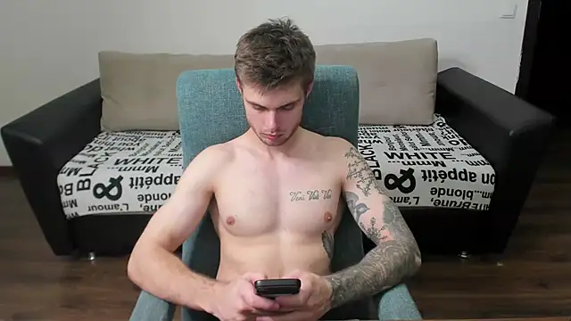 maks wolfis online show from 12-21-24, 02:30