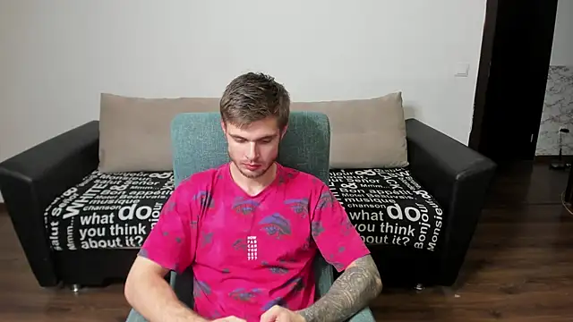 maks wolfis online show from 01-08-25, 01:31