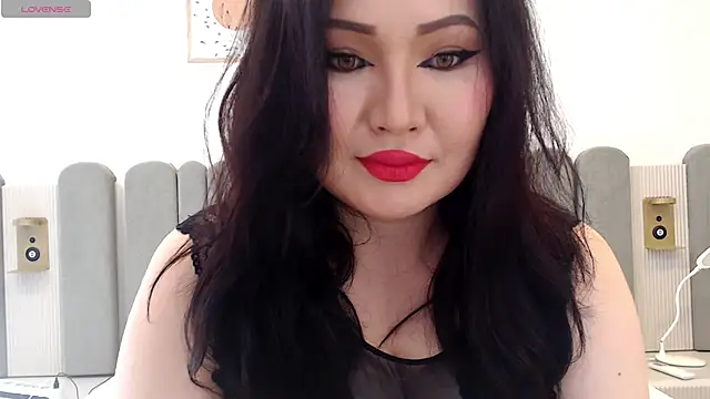 Snapshot of DanyMin chatting on 09-27-25, 07:13 DanyMin online show from 09-27-25, 07:13