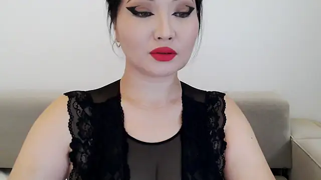 Snapshot of DanyMin chatting on 10-24-25, 07:27 DanyMin online show from 10-24-25, 07:27