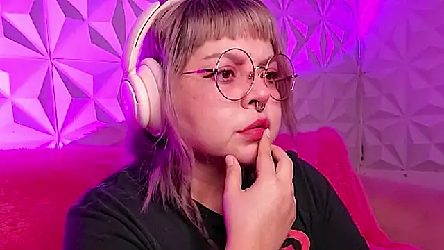 Satyn doll online show from 11-08-25, 10:30