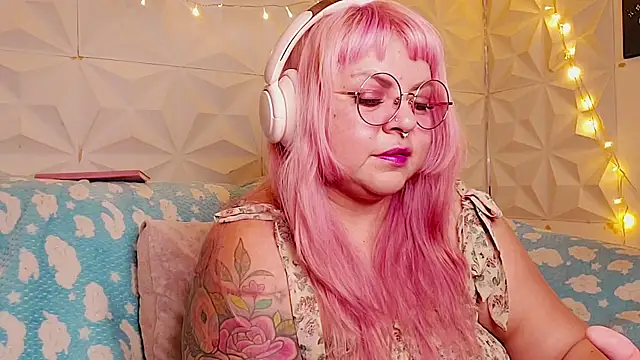 Satyn doll online show from 05-29-26, 11:47