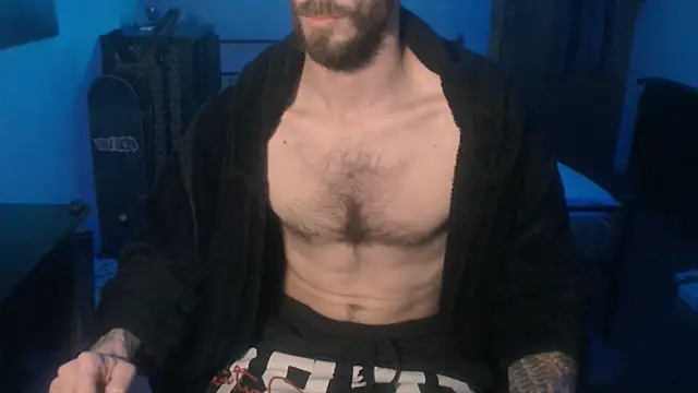 Snapshot of SexxxyLouis chatting on 01-01-25, 02:31 SexxxyLouis online show from 01-01-25, 02:31