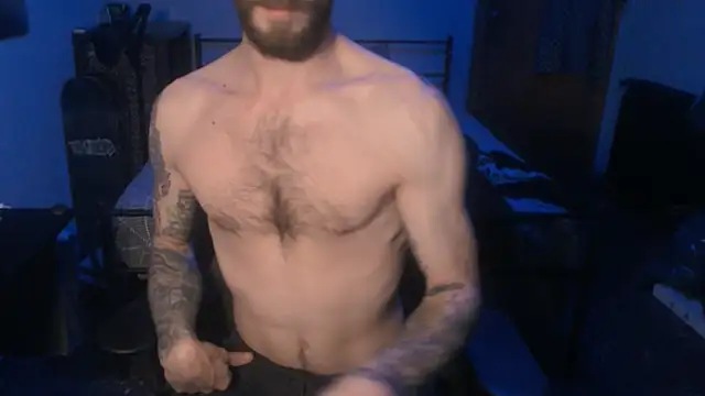 Snapshot of SexxxyLouis chatting on 01-21-25, 05:09 SexxxyLouis online show from 01-21-25, 05:09