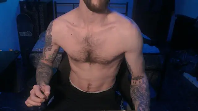 Snapshot of SexxxyLouis chatting on 01-25-25, 11:34 SexxxyLouis online show from 01-25-25, 11:34