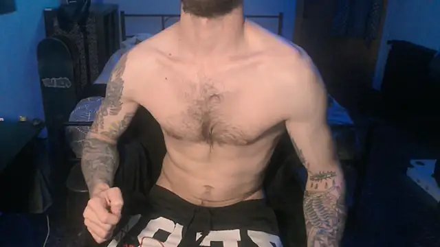 Snapshot of SexxxyLouis chatting on 01-27-25, 08:39 SexxxyLouis online show from 01-27-25, 08:39