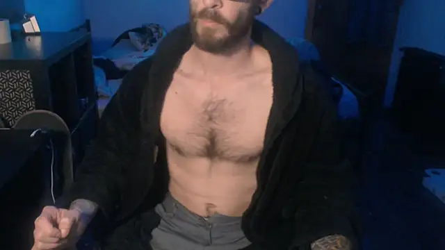 Snapshot of SexxxyLouis chatting on 01-31-25, 08:32 SexxxyLouis online show from 01-31-25, 08:32