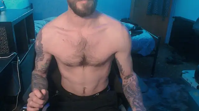 Snapshot of SexxxyLouis chatting on 02-11-25, 01:30 SexxxyLouis online show from 02-11-25, 01:30