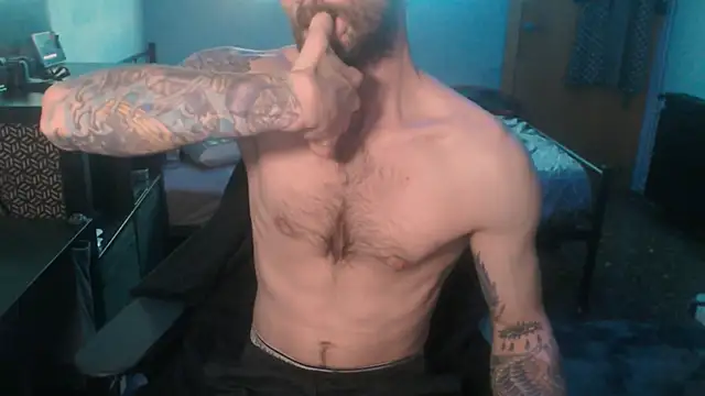 Snapshot of SexxxyLouis chatting on 02-13-25, 02:09 SexxxyLouis online show from 02-13-25, 02:09