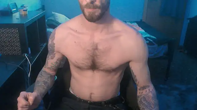 Snapshot of SexxxyLouis chatting on 03-01-25, 03:05 SexxxyLouis online show from 03-01-25, 03:05