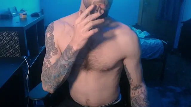 Snapshot of SexxxyLouis chatting on 03-01-25, 08:42 SexxxyLouis online show from 03-01-25, 08:42