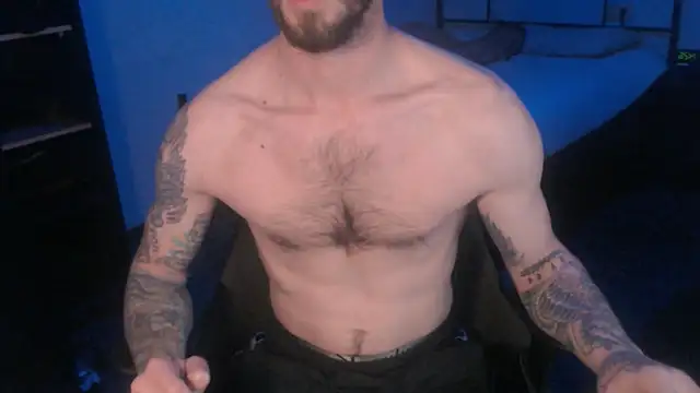 Snapshot of SexxxyLouis chatting on 03-07-25, 01:29 SexxxyLouis online show from 03-07-25, 01:29