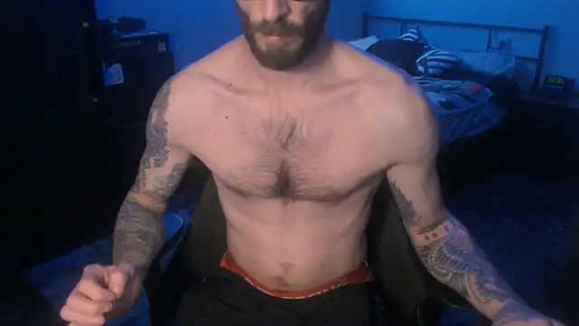 Snapshot of SexxxyLouis chatting on 03-20-25, 07:57 SexxxyLouis online show from 03-20-25, 07:57