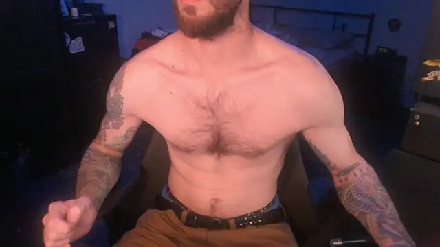 Snapshot of SexxxyLouis chatting on 09-15-25, 10:59 SexxxyLouis online show from 09-15-25, 10:59