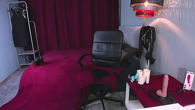 FrancesYork online show from 02-15-25, 11:28