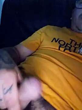 Snapshot of Alex3009 chatting on 11-05-25, 02:22 Alex3009 online show from 11-05-25, 02:22