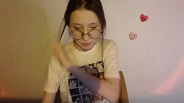  Hanna Moon  online show from 02-16-26, 10:22