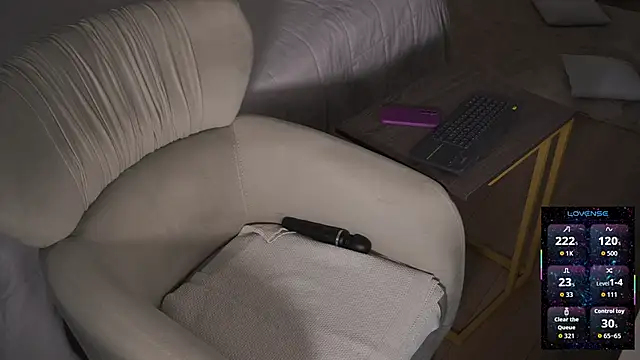 eseniyavl online show from 01-09-26, 04:37