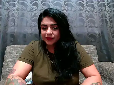 Snapshot of indianishkq7 chatting on 12-15-24, 02:48 indianishkq7 online show from 12-15-24, 02:48