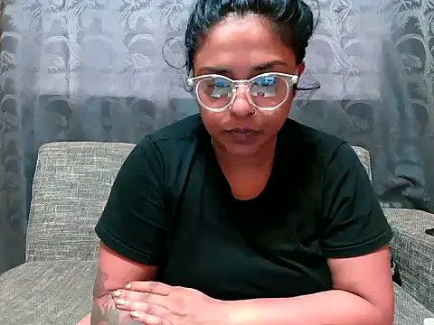 Snapshot of indianishkq7 chatting on 12-28-24, 08:16 indianishkq7 online show from 12-28-24, 08:16