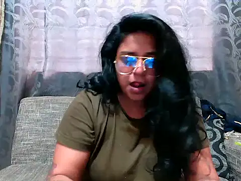 Snapshot of indianishkq7 chatting on 01-20-25, 10:07 indianishkq7 online show from 01-20-25, 10:07