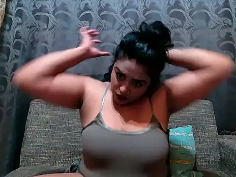 Snapshot of indianishkq7 chatting on 01-30-25, 01:53 indianishkq7 online show from 01-30-25, 01:53