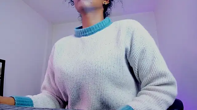 Ellie Alves online show from 10-01-25, 01:39