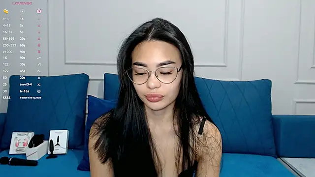 kwana colada online show from 11-11-25, 01:22