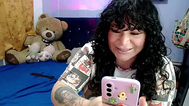 ANGELIQUE KLANE online show from 11-24-25, 06:02