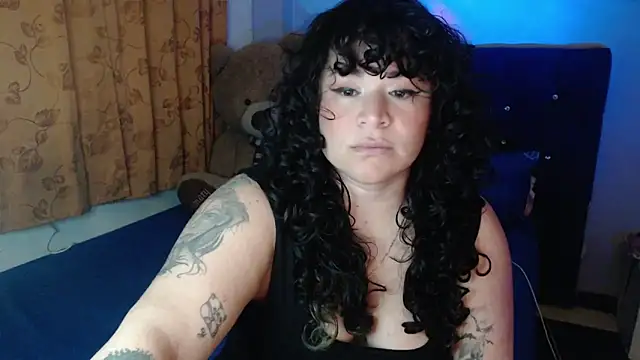 ANGELIQUE KLANE online show from 12-16-25, 03:44