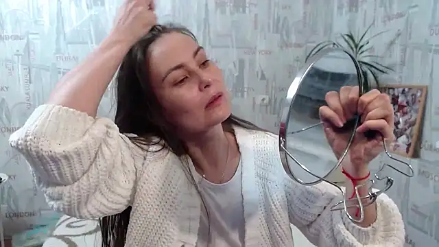 GinaQSoul online show from 10-01-25, 11:05