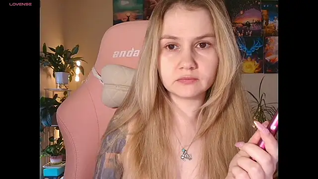 GoodWitch  online show from 10-02-25, 06:42