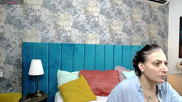 LisaCroft online show from 11-26-25, 07:53