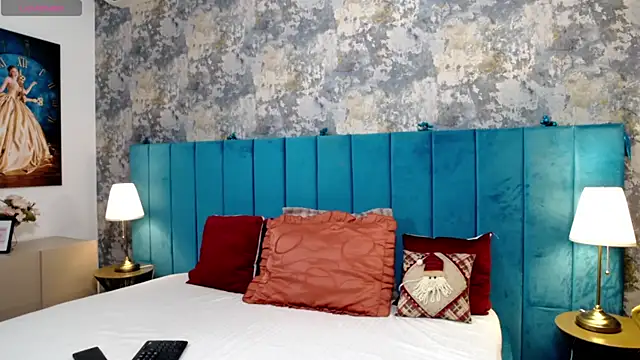 LisaCroft online show from 12-23-25, 07:17