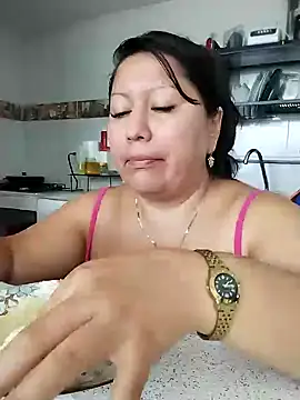 Snapshot of Brenda_Berck_ chatting on 02-17-25, 12:48 Brenda Berck online show from 02-17-25, 12:48