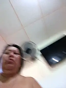 Snapshot of Brenda_Berck_ chatting on 10-18-25, 12:39 Brenda Berck online show from 10-18-25, 12:39