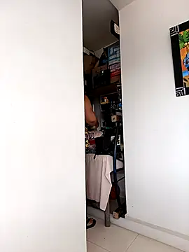 Snapshot of Brenda_Berck_ chatting on 10-31-25, 01:12 Brenda Berck online show from 10-31-25, 01:12