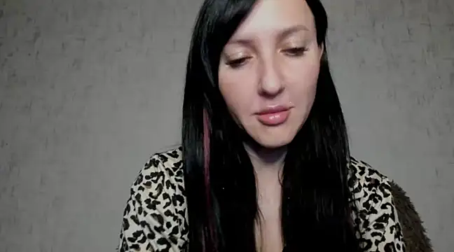 MissGulia online show from 03-22-25, 02:37