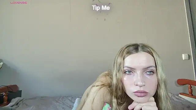 JuiliOnesunray online show from 11-01-25, 06:37