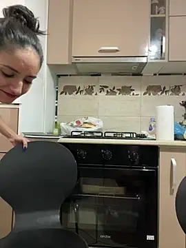 Almmaxxxx online show from 12-08-24, 07:58