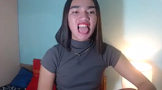 CasandraDiaz online show from 12-17-24, 10:54