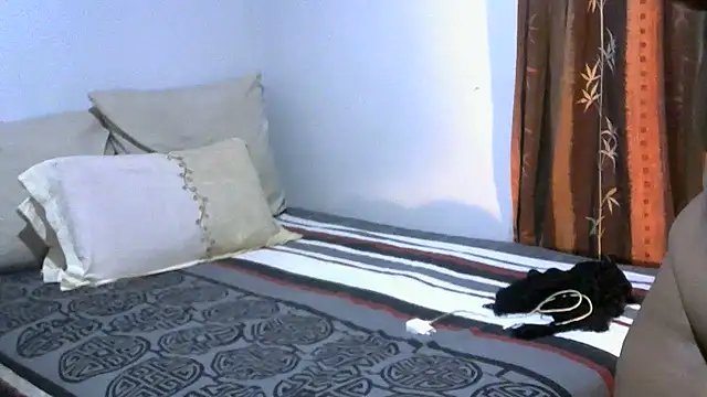 LadyLillyX online show from 12-05-25, 06:15